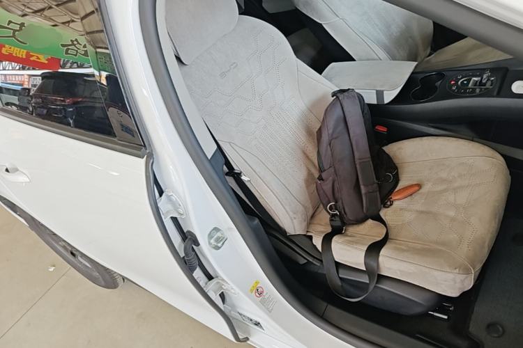 Used BYD Seal 05 DM-i 2025 DM-i Smart Drive 55KM Luxury Model Right Front Seat