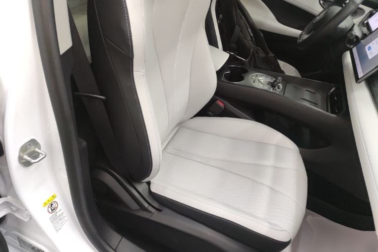 Used BYD Seal 05 DM-i 2025 DM-i Intelligent Drive 120KM Flagship Model Right Front Seat