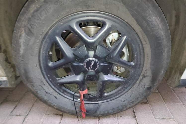 Used BYD Seal 05 DM-i 2025 DM-i Smart Drive 55KM Luxury Model Right Front Wheel Hub