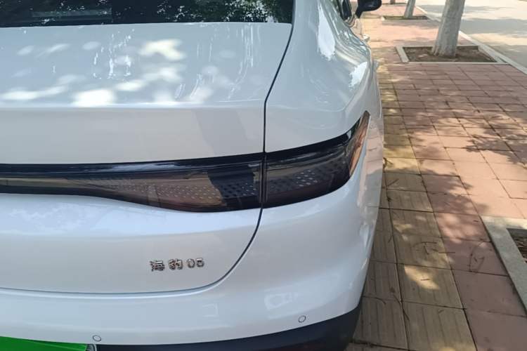 Used BYD Seal 05 DM-i 2025 DM-i Smart Drive 55KM Luxury Model Right Rear Taillight