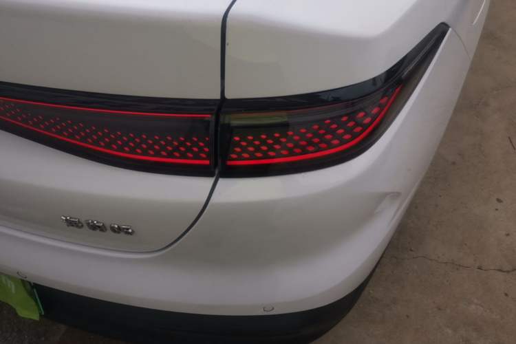 Used BYD Seal 05 DM-i 2025 DM-i Smart Drive 55KM Luxury Model Right Rear Taillight