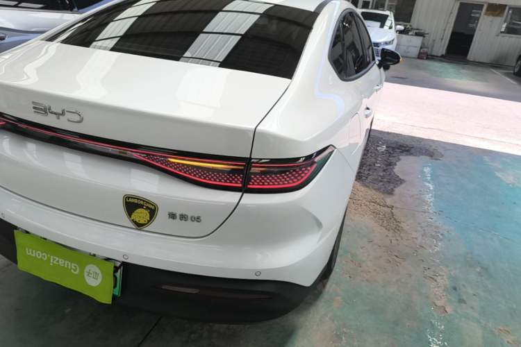Used BYD Seal 05 DM-i 2025 DM-i Smart Drive 55KM Luxury Model Right Rear Taillight