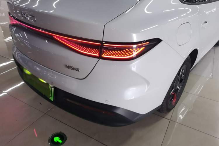 Used BYD Seal 05 DM-i 2025 DM-i Smart Drive 55KM Luxury Model Right Rear Taillight