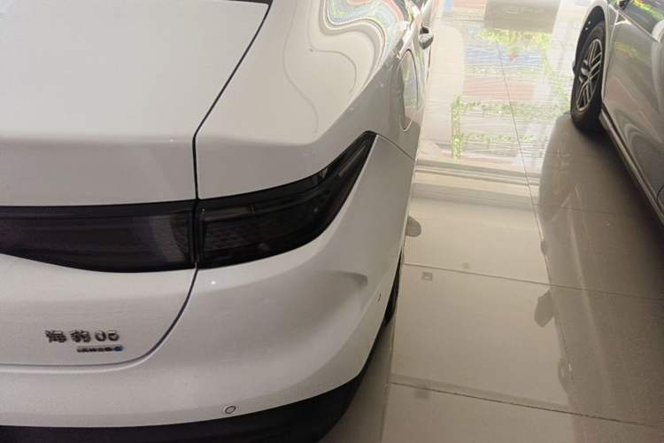 Used BYD Seal 05 DM-i 2025 DM-i Intelligent Drive 120KM Flagship Model Right Rear Taillight