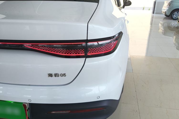 Used BYD Seal 05 DM-i 2025 DM-i Smart Drive 55KM Luxury Model Right Rear Taillight