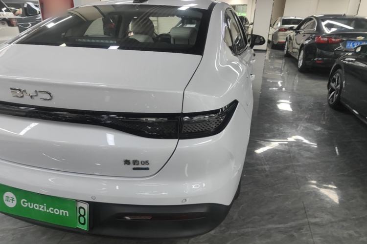 Used BYD Seal 05 DM-i 2025 DM-i Intelligent Drive 120KM Flagship Model Right Rear Taillight