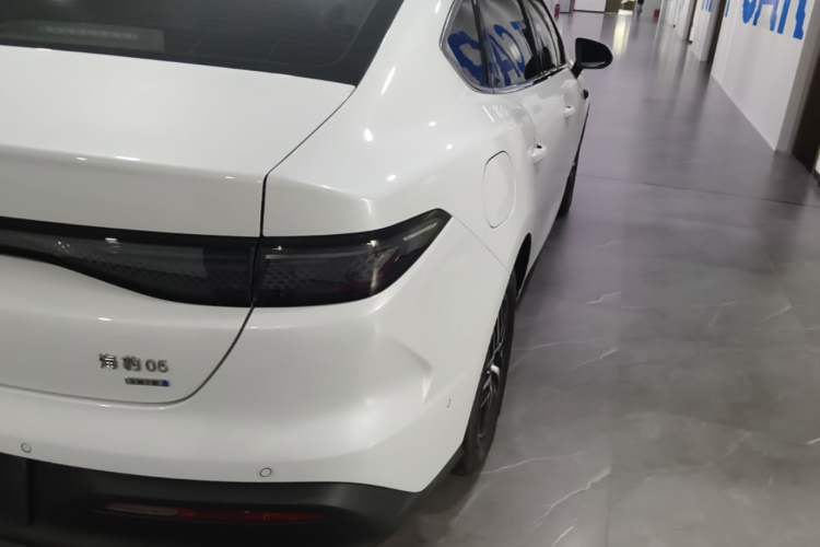 Used BYD Seal 05 DM-i 2025 DM-i Smart Drive 55KM Prestige Model Right Rear Taillight