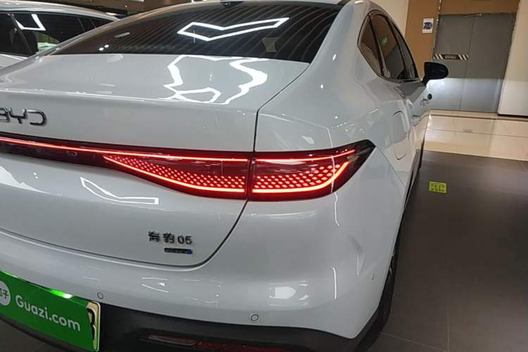 Used BYD Seal 05 DM-i 2025 DM-i Intelligent Drive 120KM Flagship Model Right Rear Taillight