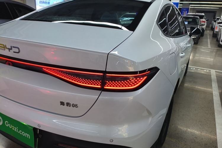 Used BYD Seal 05 DM-i 2025 DM-i Smart Drive 55KM Luxury Model Right Rear Taillight