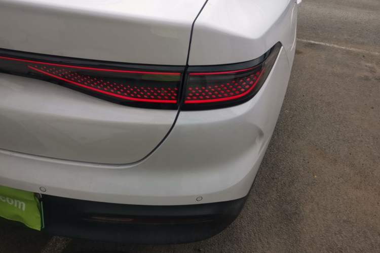 Used BYD Seal 05 DM-i 2025 DM-i Smart Drive 55KM Luxury Model Right Rear Taillight