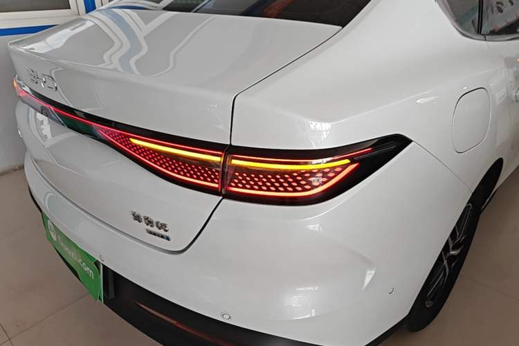 Used BYD Seal 05 DM-i 2025 DM-i Smart Drive 55KM Prestige Model Right Rear Taillight