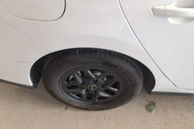 Used BYD Seal 05 DM-i 2025 DM-i Smart Drive 55KM Luxury Model Right Rear Wheel Hub