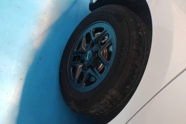Used BYD Seal 05 DM-i 2025 DM-i Smart Drive 55KM Luxury Model Right Rear Wheel Hub