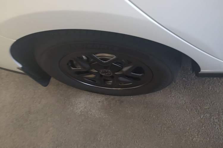 Used BYD Seal 05 DM-i 2025 DM-i Smart Drive 55KM Luxury Model Right Rear Wheel Hub