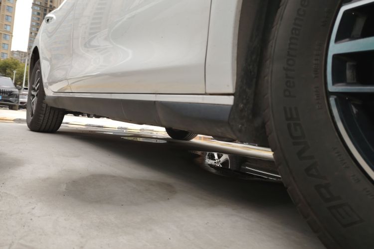 Used BYD Seal 05 DM-i 2025 DM-i Intelligent Drive 120KM Flagship Model Right Side Sill