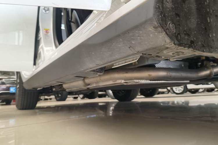 Used BYD Seal 05 DM-i 2025 DM-i Intelligent Drive 120KM Flagship Model Right Side Sill