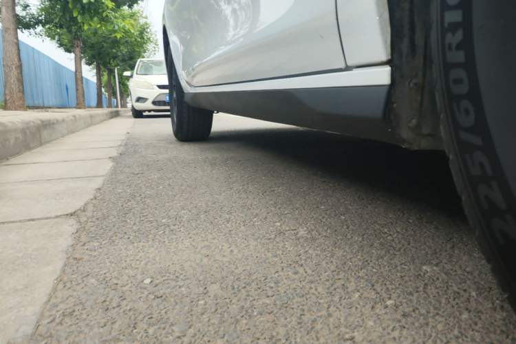 Used BYD Seal 05 DM-i 2025 DM-i Smart Drive 55KM Luxury Model Right Side Sill
