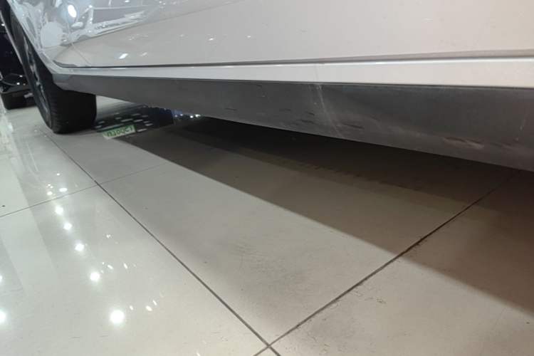 Used BYD Seal 05 DM-i 2025 DM-i Smart Drive 55KM Luxury Model Right Side Sill