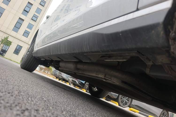 Used BYD Seal 05 DM-i 2025 DM-i Intelligent Drive 120KM Flagship Model Right Side Sill