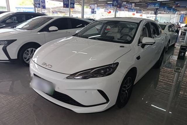 Ojetý BYD Seal 05 DM-i 2025 DM-i Intelligent Drive 120KM Flagship Model