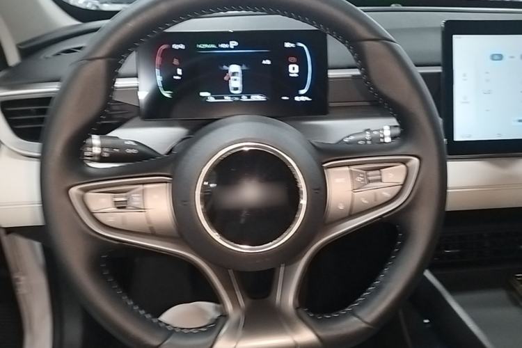 Used BYD Seal 05 DM-i 2025 DM-i Smart Drive 55KM Luxury Model Steering Wheel