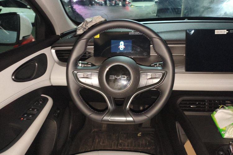 Used BYD Seal 05 DM-i 2025 DM-i Smart Drive 55KM Luxury Model Steering Wheel