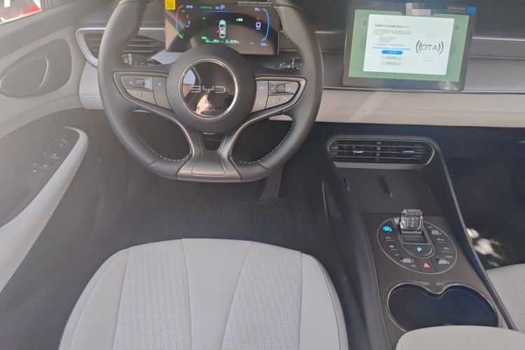 Used BYD Seal 05 DM-i 2025 DM-i Smart Drive 55KM Luxury Model Steering Wheel
