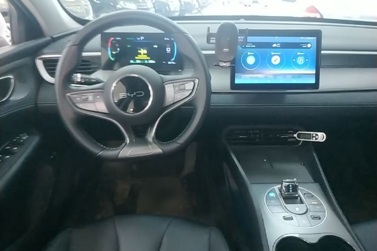 Used BYD Seal 05 DM-i 2025 DM-i Smart Drive 55KM Luxury Model Steering Wheel