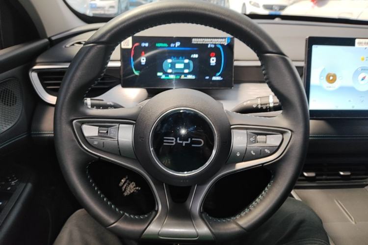 Used BYD Seal 05 DM-i 2025 DM-i Smart Drive 55KM Luxury Model Steering Wheel