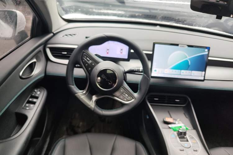 Used BYD Seal 05 DM-i 2025 DM-i Intelligent Drive 120KM Flagship Model Steering Wheel