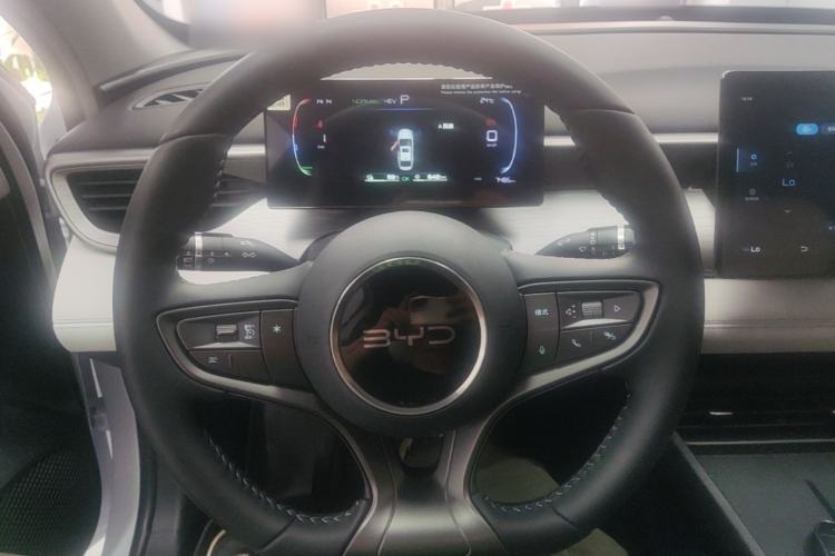 Used BYD Seal 05 DM-i 2025 DM-i Smart Drive 55KM Luxury Model Steering Wheel