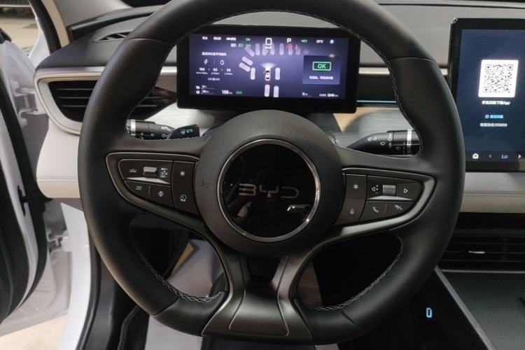 Used BYD Seal 05 DM-i 2025 DM-i Intelligent Drive 120KM Flagship Model Steering Wheel