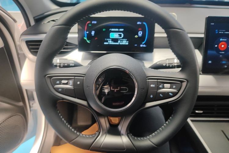 Used BYD Seal 05 DM-i 2025 DM-i Smart Drive 55KM Luxury Model Steering Wheel