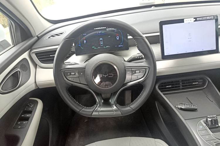 Used BYD Seal 05 DM-i 2025 DM-i Smart Drive 55KM Luxury Model Steering Wheel