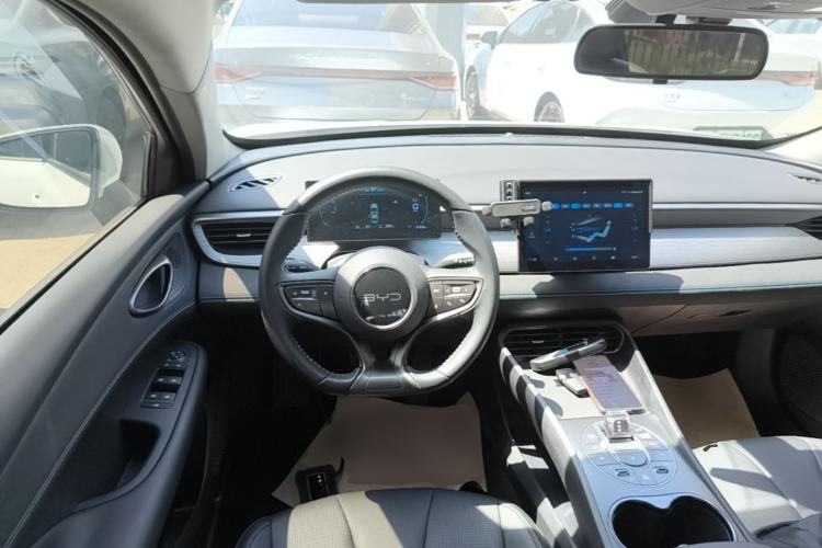 Used BYD Seal 05 DM-i 2025 DM-i Smart Drive 55KM Luxury Model Steering Wheel