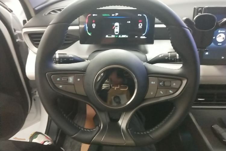 Used BYD Seal 05 DM-i 2025 DM-i Smart Drive 55KM Luxury Model Steering Wheel