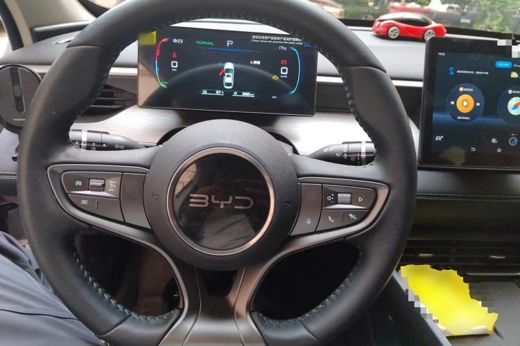 Used BYD Seal 05 DM-i 2025 DM-i Smart Drive 55KM Luxury Model Steering Wheel