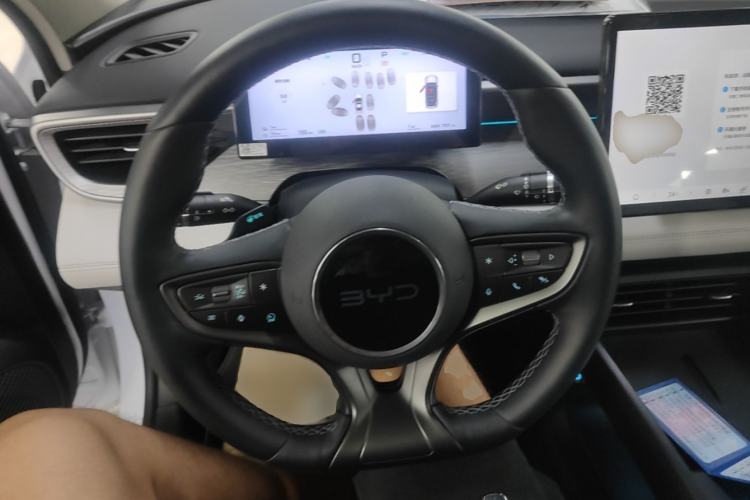Used BYD Seal 05 DM-i 2025 DM-i Intelligent Drive 120KM Flagship Model Steering Wheel