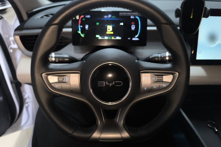 Used BYD Seal 05 DM-i 2025 DM-i Smart Drive 55KM Luxury Model Steering Wheel