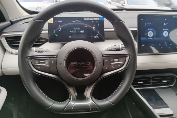 Used BYD Seal 05 DM-i 2025 DM-i Smart Drive 55KM Luxury Model Steering Wheel