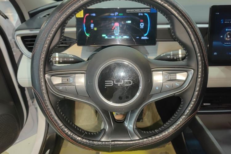 Used BYD Seal 05 DM-i 2025 DM-i Smart Drive 55KM Luxury Model Steering Wheel