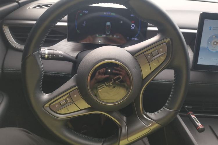 Used BYD Seal 05 DM-i 2025 DM-i Smart Drive 55KM Luxury Model Steering Wheel
