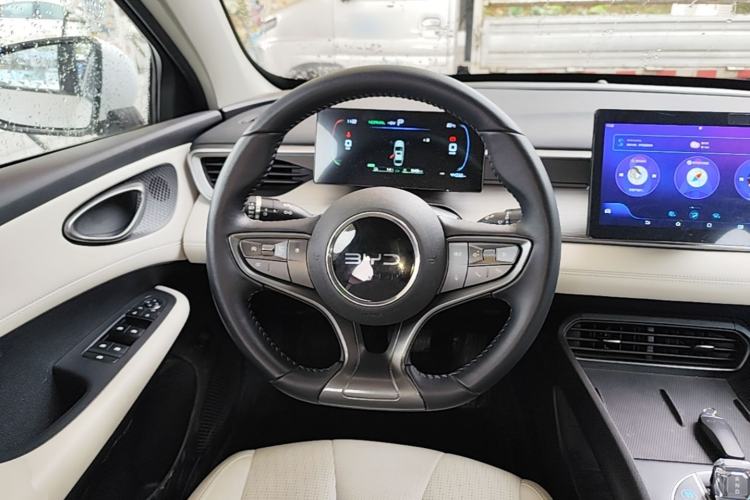 Used BYD Seal 05 DM-i 2025 DM-i Smart Drive 55KM Luxury Model Steering Wheel