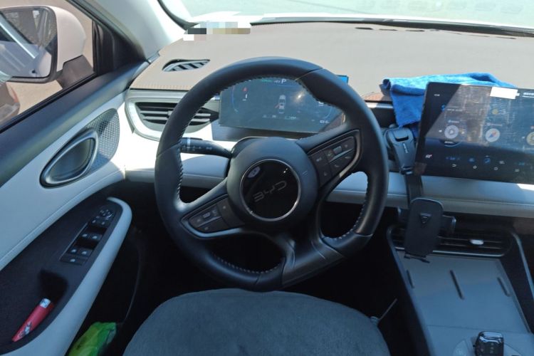 Used BYD Seal 05 DM-i 2025 DM-i Smart Drive 55KM Luxury Model Steering Wheel