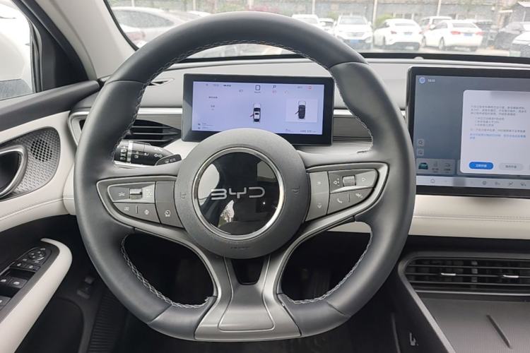 Used BYD Seal 05 DM-i 2025 DM-i Intelligent Drive 120KM Flagship Model Steering Wheel