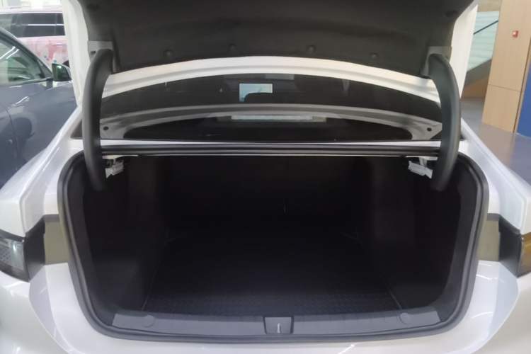 Used BYD Seal 05 DM-i 2025 DM-i Smart Drive 55KM Prestige Model Trunk