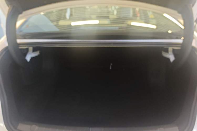 Used BYD Seal 05 DM-i 2025 DM-i Intelligent Drive 120KM Flagship Model Trunk