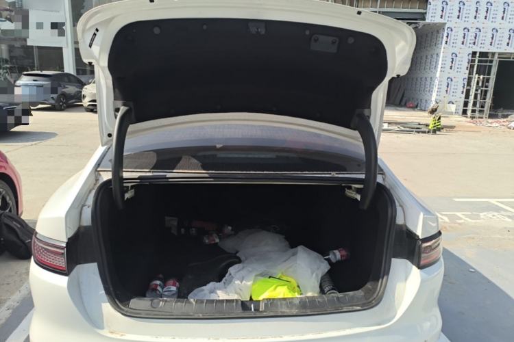 Used BYD Seal 05 DM-i 2025 DM-i Intelligent Drive 120KM Flagship Model Trunk