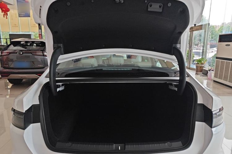Used BYD Seal 05 DM-i 2025 DM-i Intelligent Drive 120KM Flagship Model Trunk