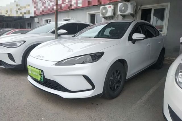 Ojetý BYD Seal 05 DM-i 2025 DM-i Smart Drive 55KM Luxury Model